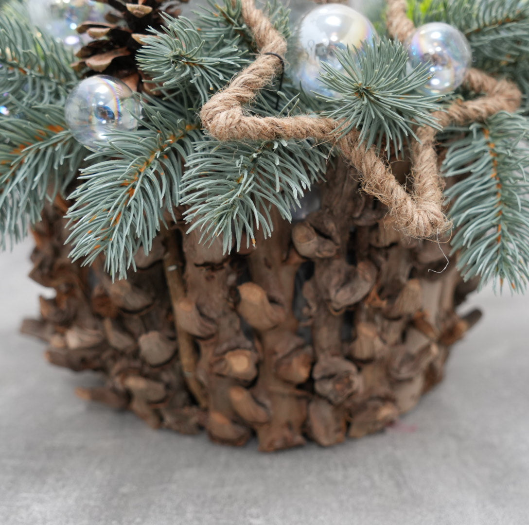 LED – Kerzenkranz mit Holzsockel & Glaswindlicht