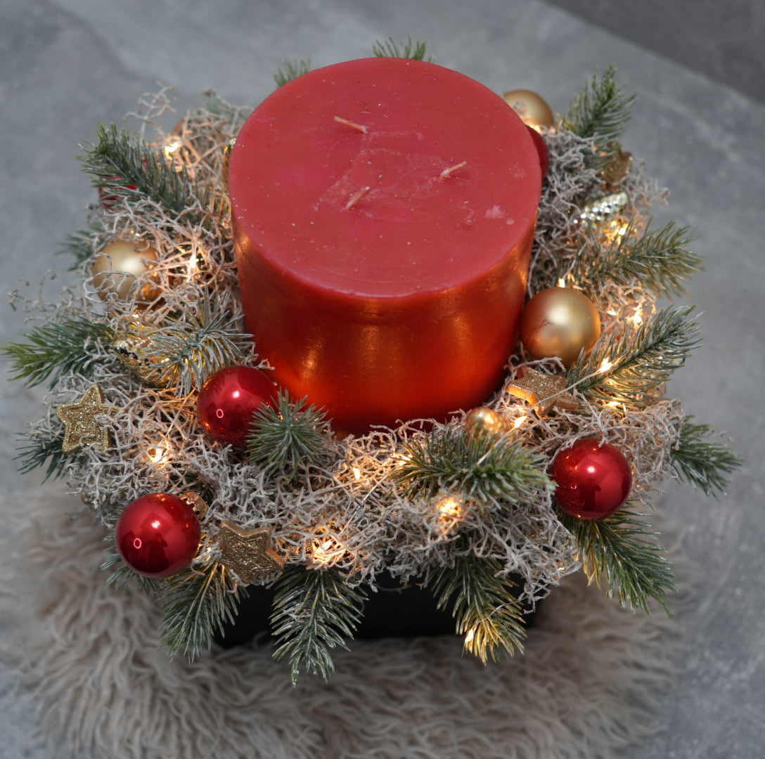 „Golden Spark – Weihnachtslicht im Holzblock“