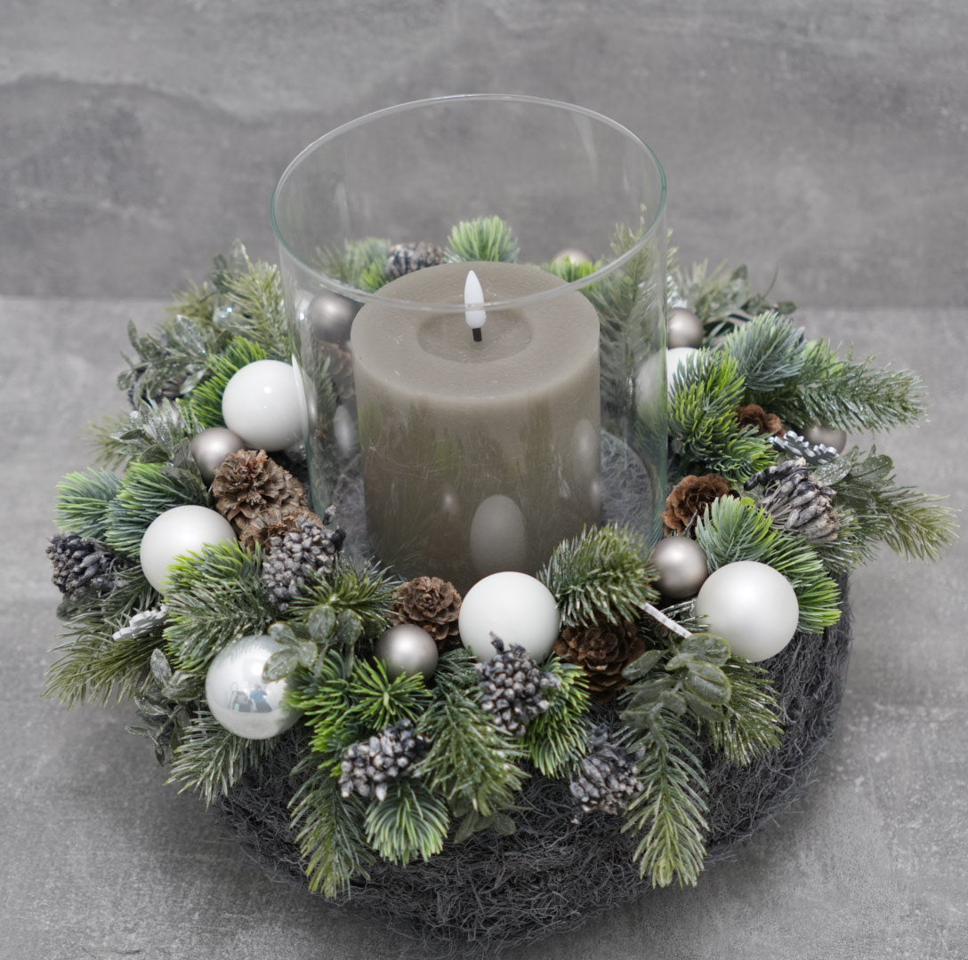 Winterzauber-Kranz „Frosted Elegance“
