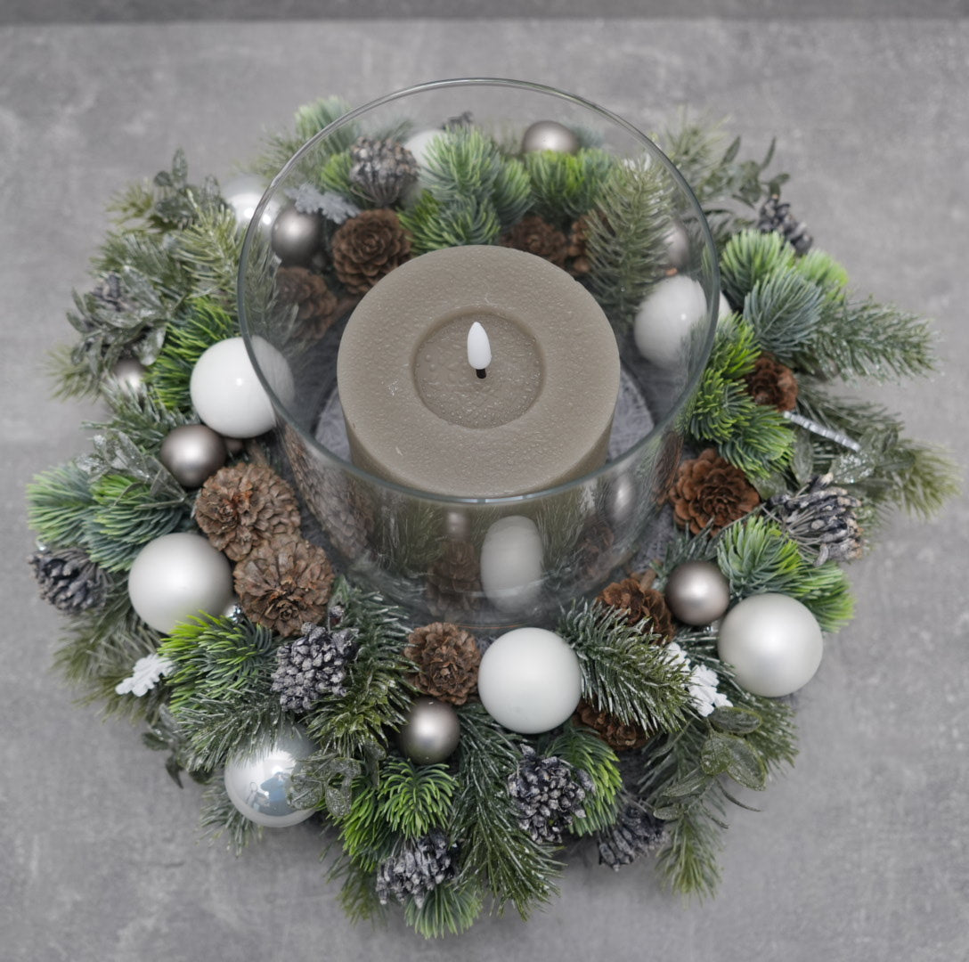 Winterzauber-Kranz „Frosted Elegance“